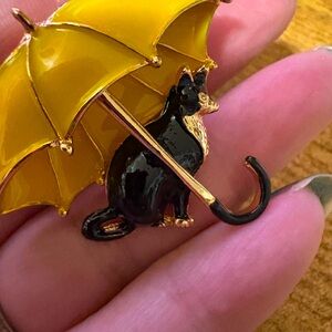P-29 Tuxedo cat with Umbrella brooch
